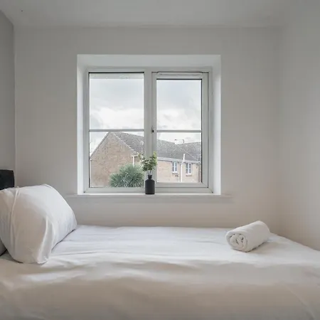 Brecon Gardens South Bank