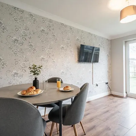 Brecon Gardens South Bank